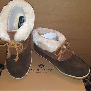 SPERRY SHEARLING STORM BOOT